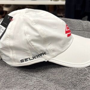 Selkirk White Cap